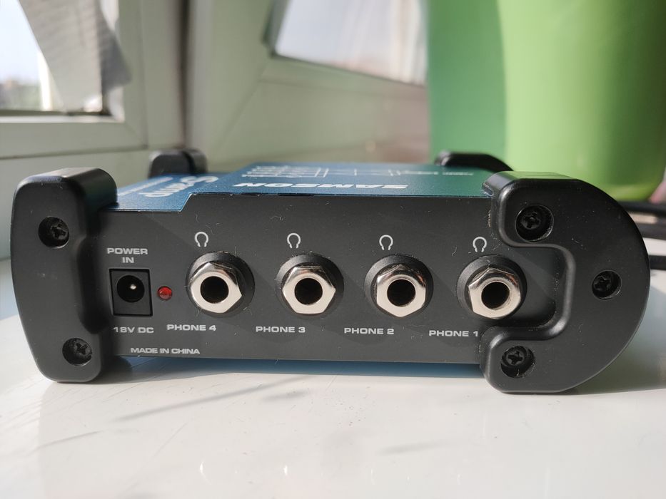Підсилювач для навушників Samson S-amp