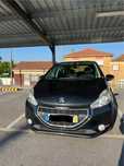 Peugeot 208 ano 2012