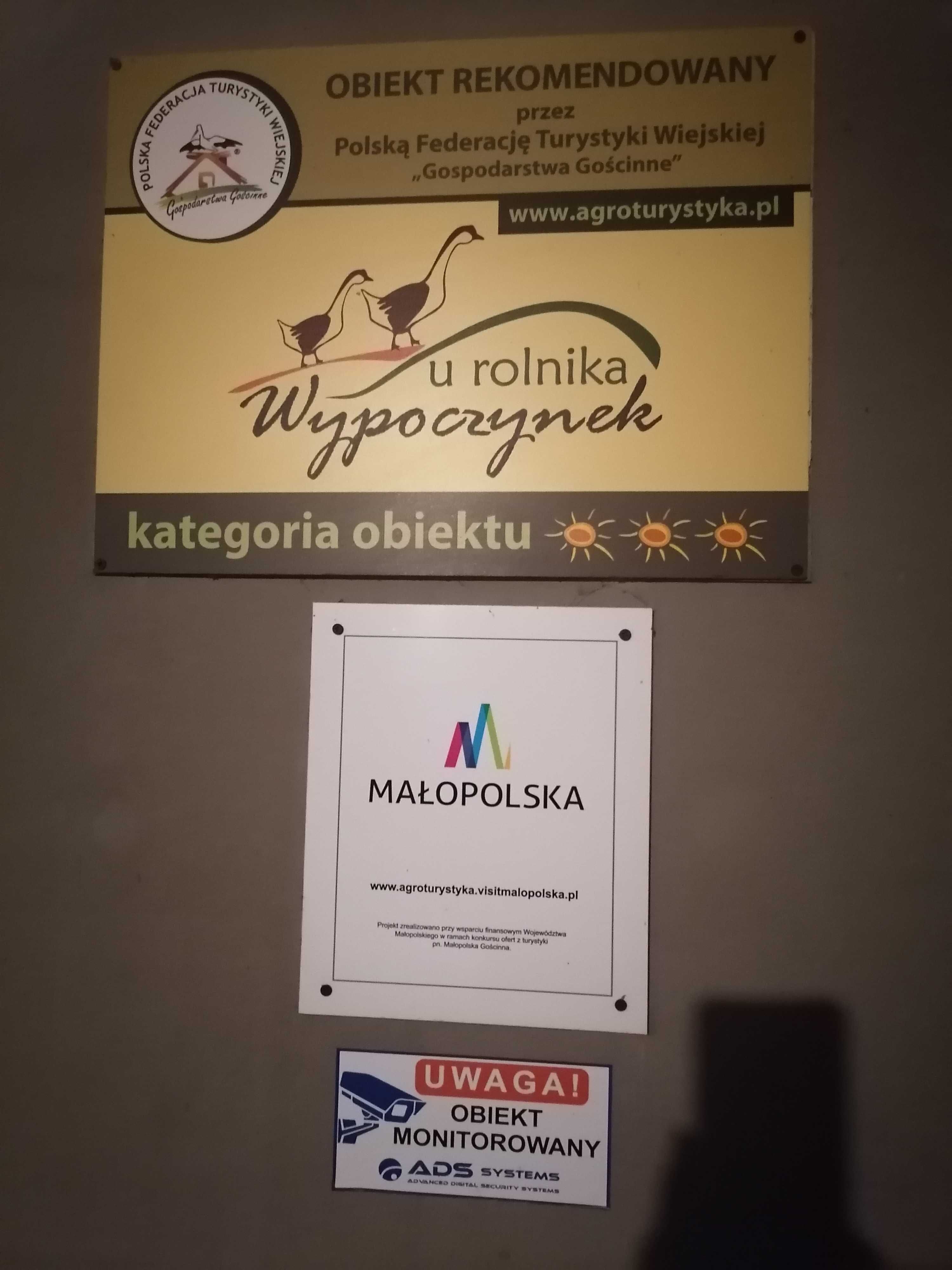 CHAŁUPA GÓROLA-Agroturys.u rolnika z tradycją i pasją wśród zwierząt