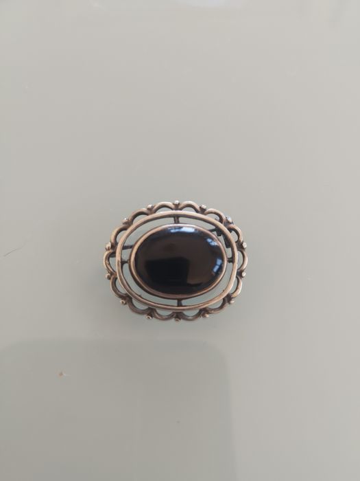 Lindo broche de prata