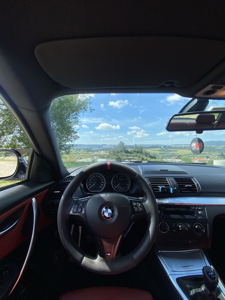 BMW serie 1 18d bom estado