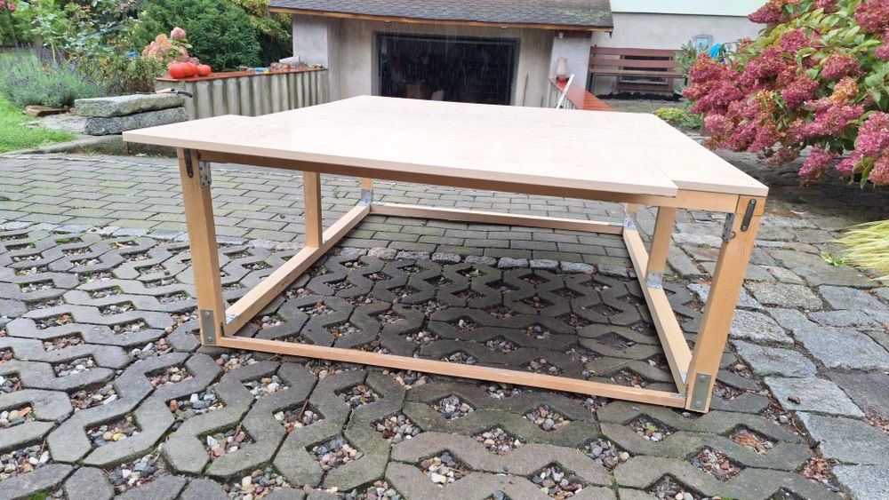 Zabudowa z materacem do vana kampera