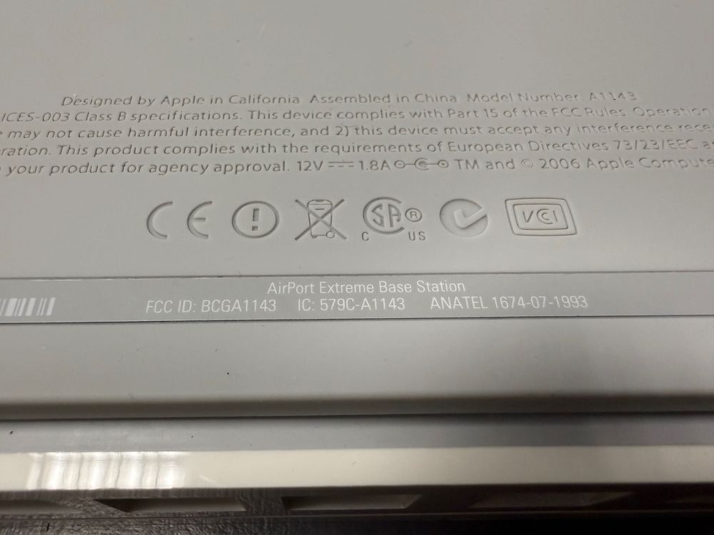 WiFi Роутер Apple AirPort Extreme (A1143, A1301,A1392, A1408, A1521)
