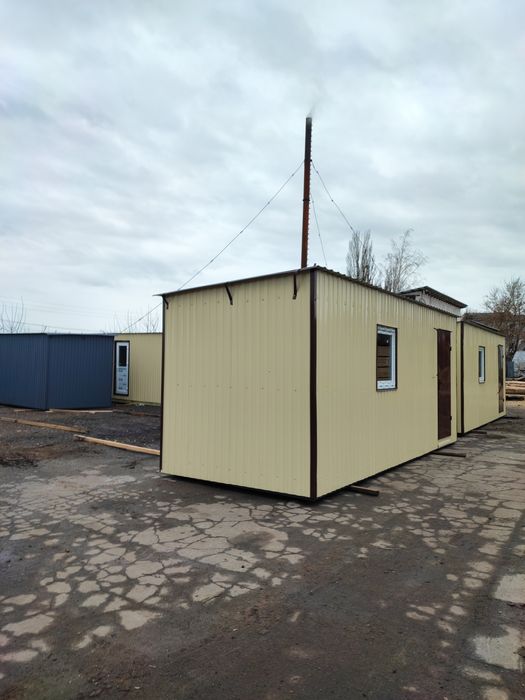 Битовка (побутівка оздоблена) на строй майданчик, морській контейнер