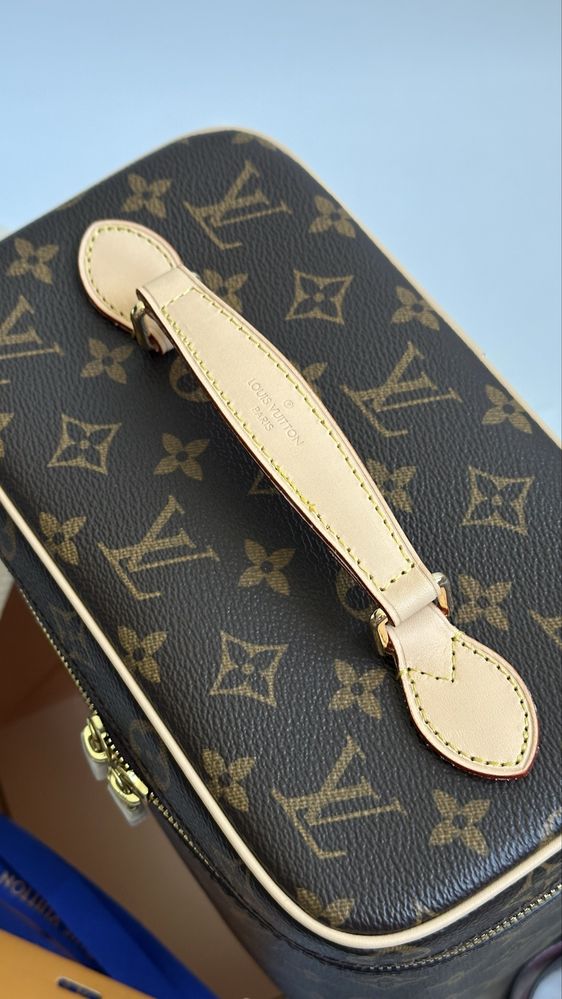 Косметичка Louis Vuitton 24 см