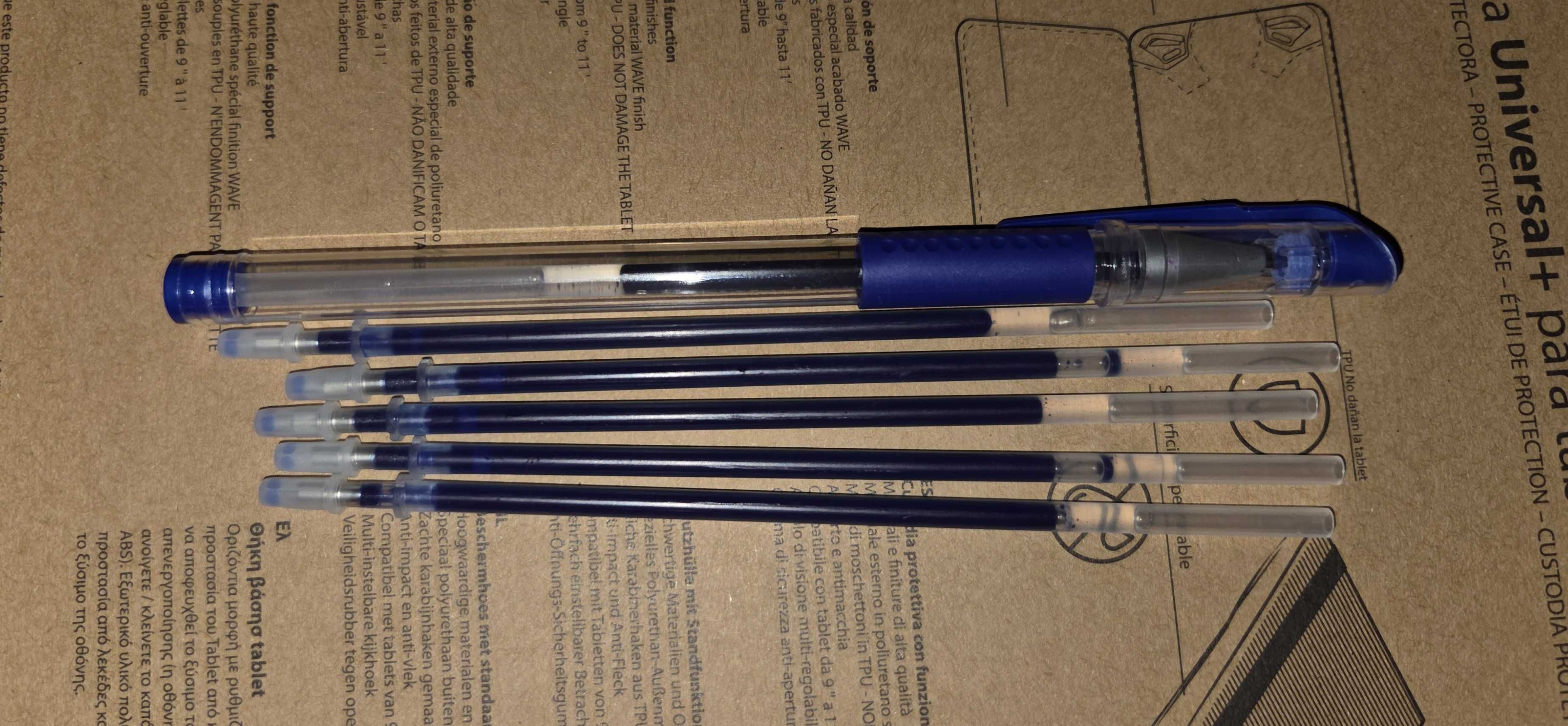 Caneta de gel azul + recargas