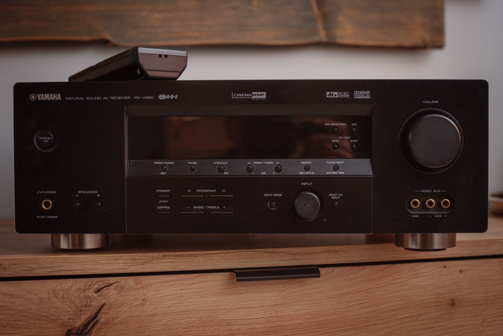 Amplituner kina domowego YAMAHA RX-V450