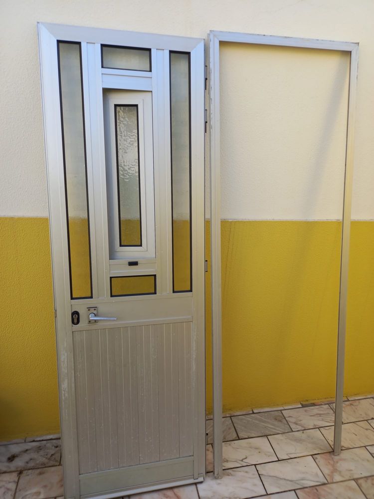 Porta em aluminio