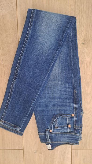 Calças Jeans somente venda