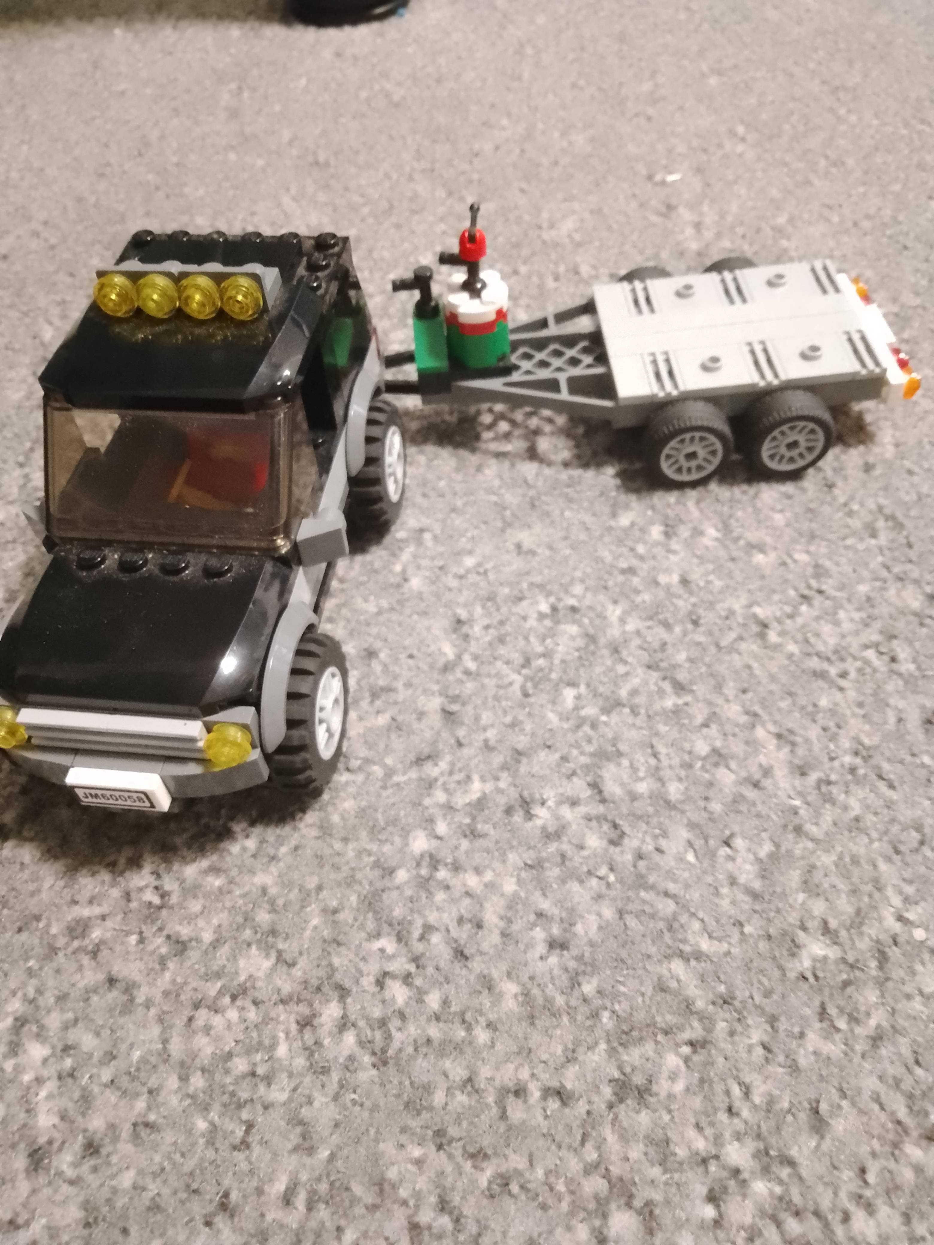 LEGO city 60058 SUV z motorówkami