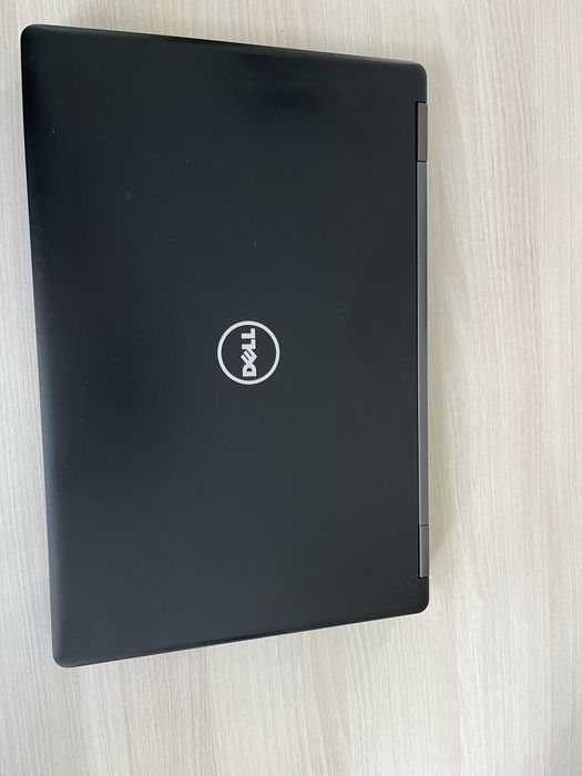 Laptop Dell 5580 i7 16GB Ram geforce 940MX SSD 500GB Win11