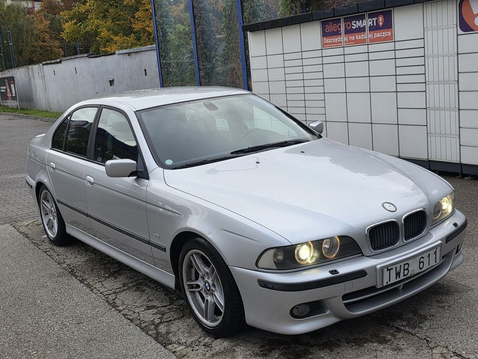 BMW 525i m sport mały przebieg