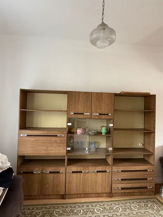 Louceiro / móvel de sala