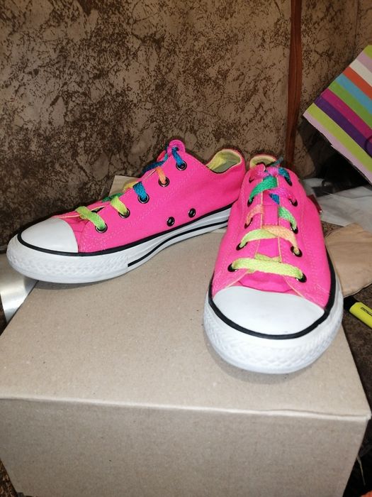 Кеды фирменные розовые Converse 34 размер