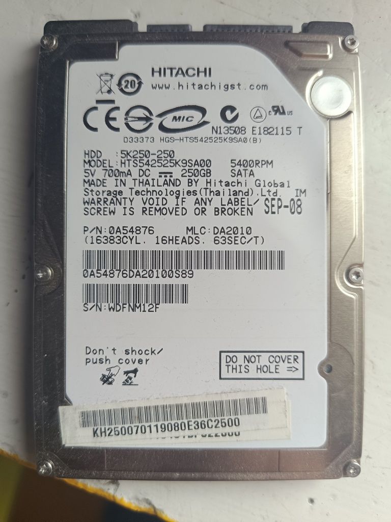 HDD Hitachi 2.5 5400x 250GB do laptopa