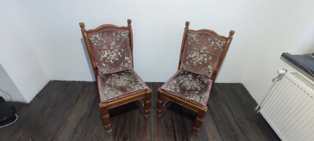 Krzesła krzesło dębowe 6 sztuk w dobrym stanie pomorskie