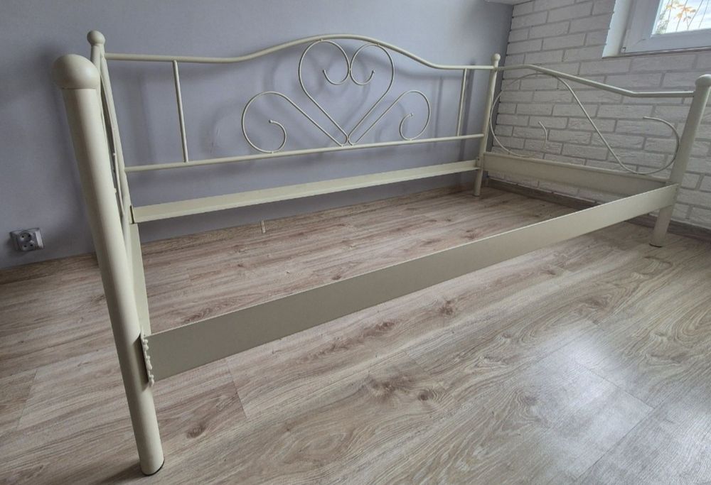 Łóżko JYSK | Model RINGE | 90X200