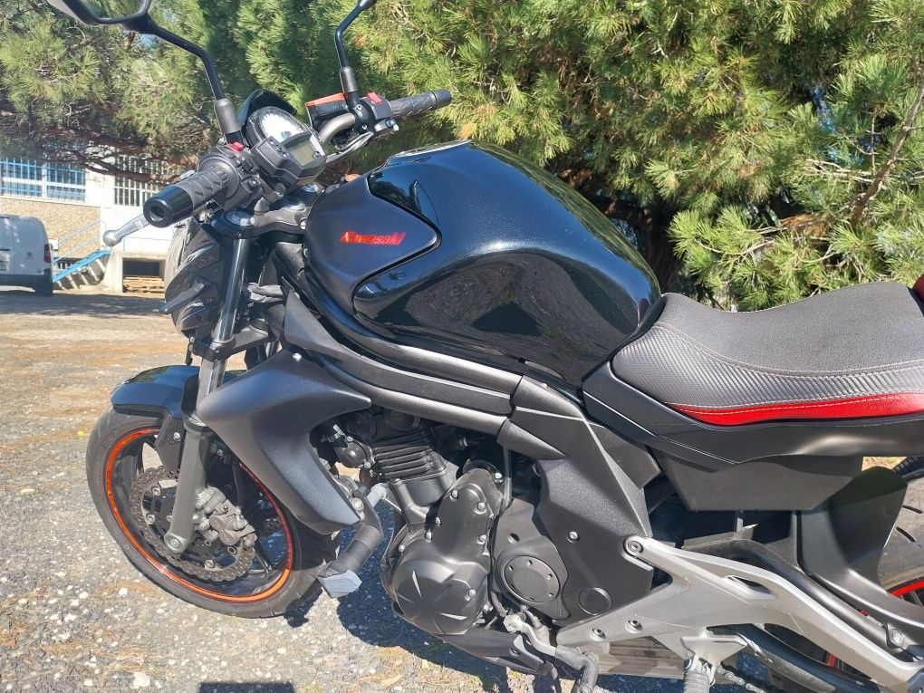 Kawasaki er6n de 2015 impecável