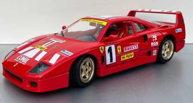 Miniatura Ferrari F40 (1:18) Bburago