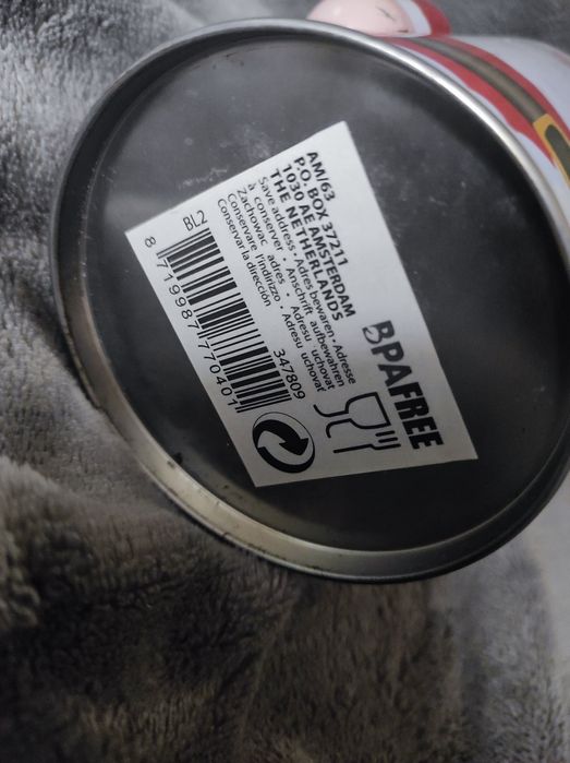 Metalowe pudełko na różności