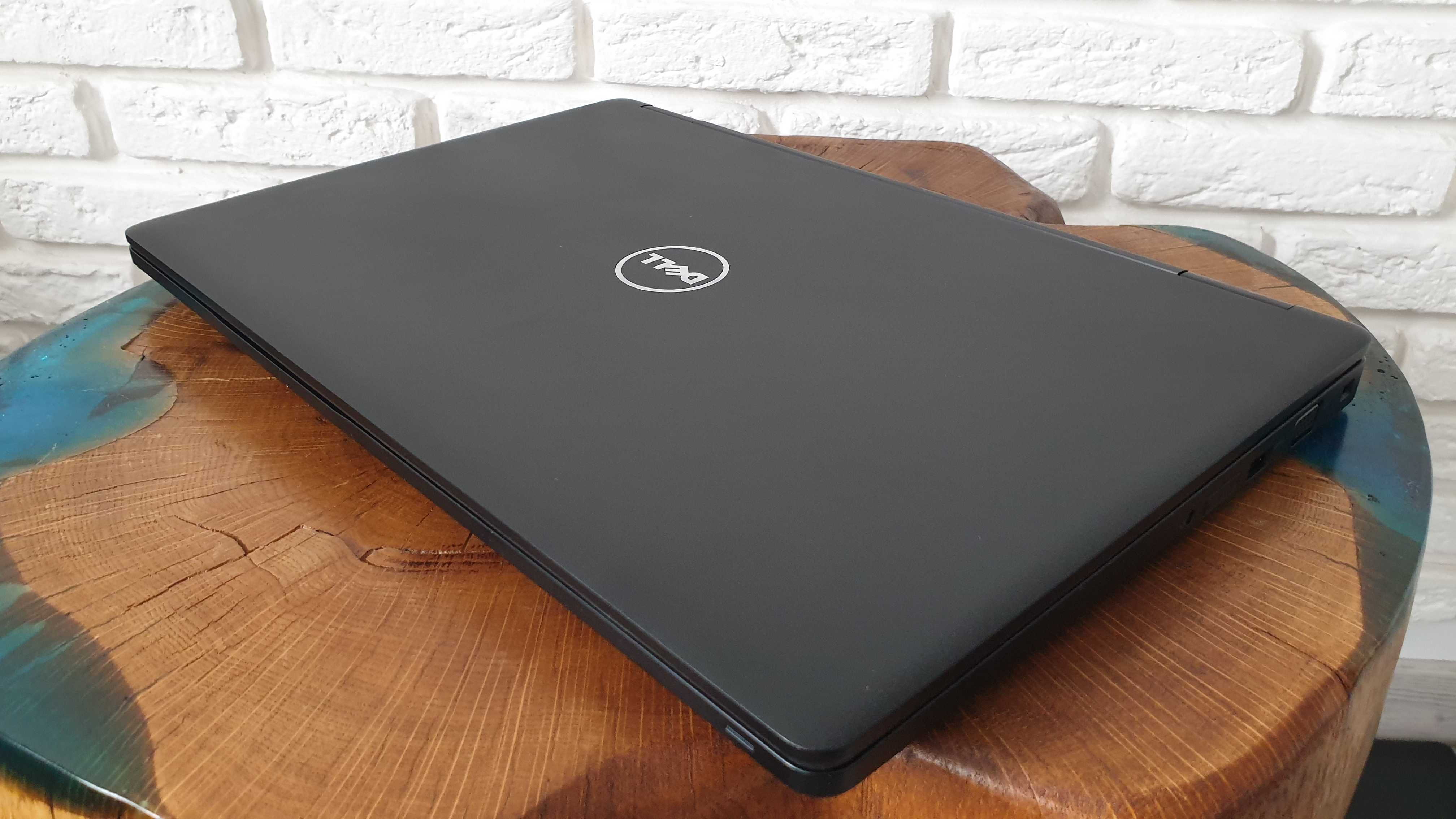 Ноутбук Dell Latitude 5580 i7-7820HQ /12озу/256/ GeForce 940MX/Игровой