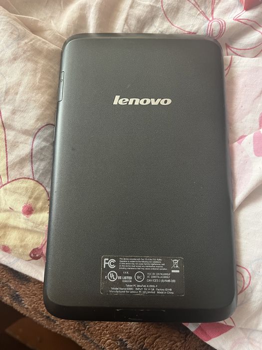 Планшет Lenovo IdeaTab A1000L-F. В гарному стані.