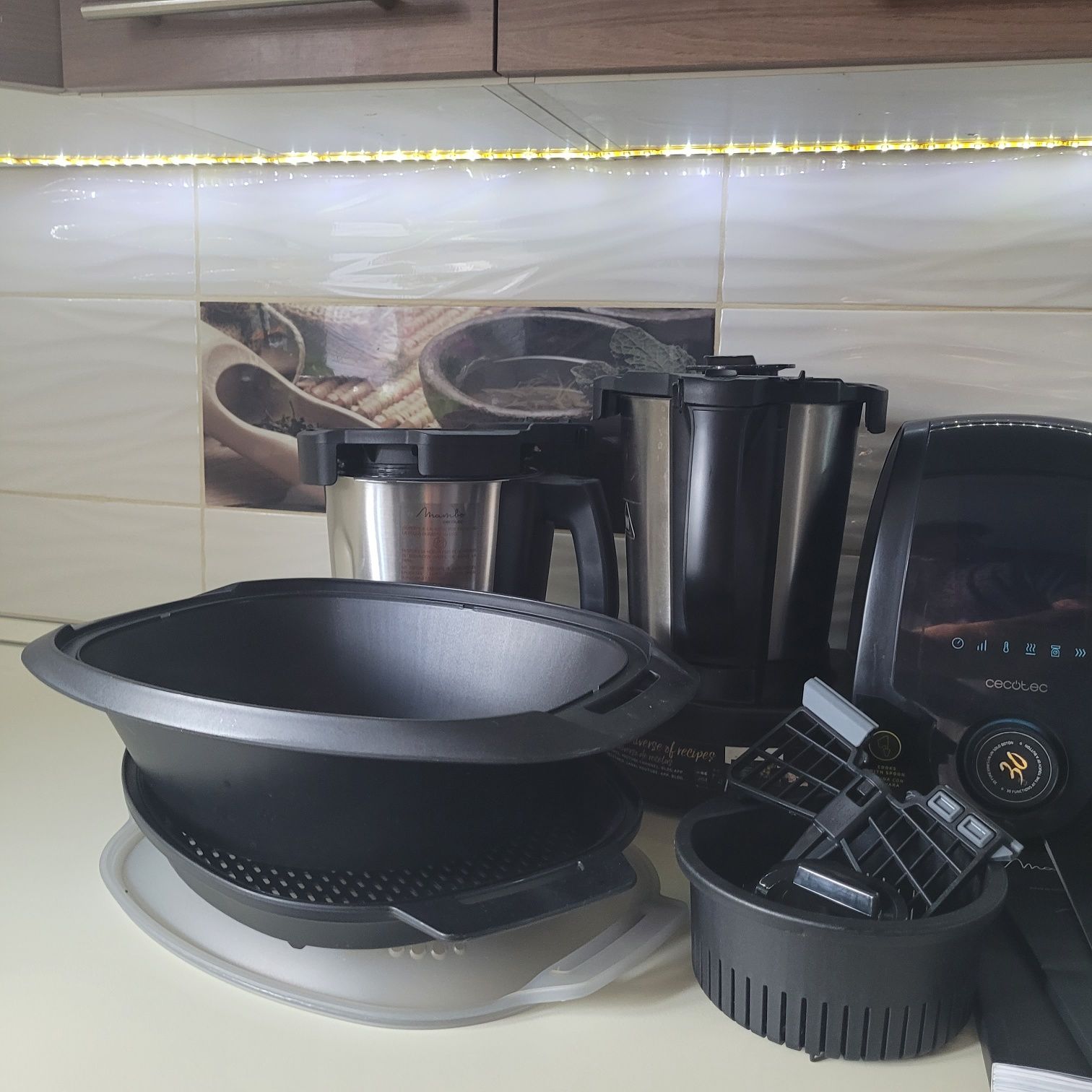 Robot kuchenny wielofunkcyjny Cecotec Mambo