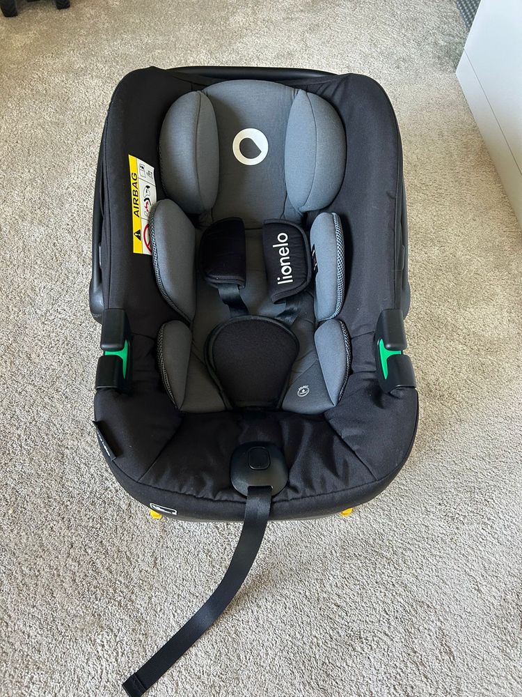 Fotelik Lionelo Astrid i-Size Black/Grey + Baza isofix i-Size Astrid