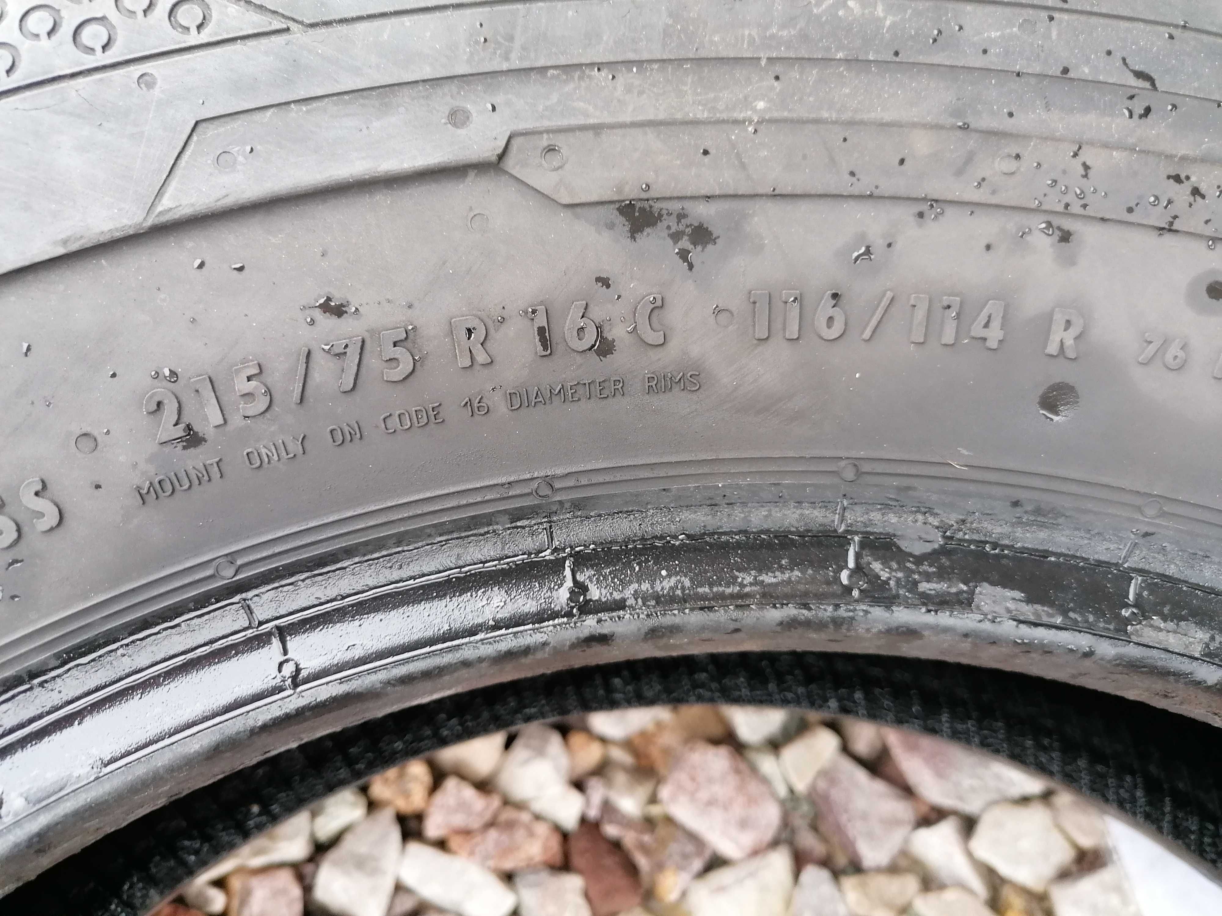 Nr.251 215/75r16C Continental para