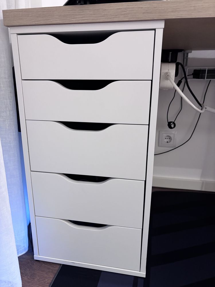Secretaria Ikea LAGKAPTEN / ALEX