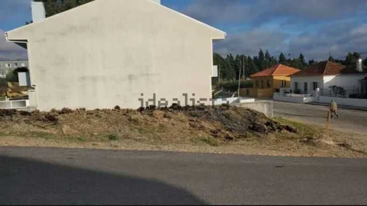 Terreno 3 Frentes,junto ao campo do Gulpilhares,Optima exposição Solar