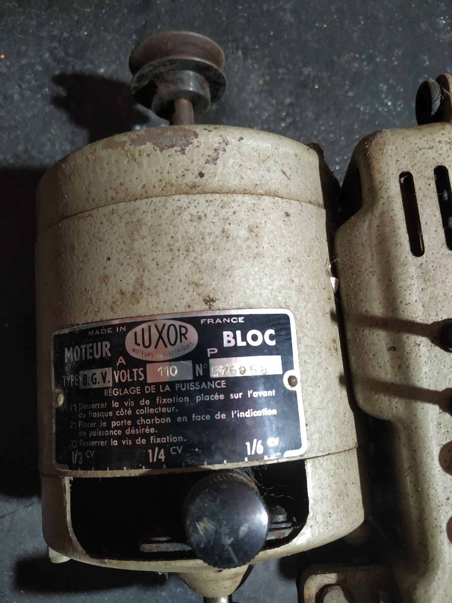 Motor elétrico da marca luxor antigo