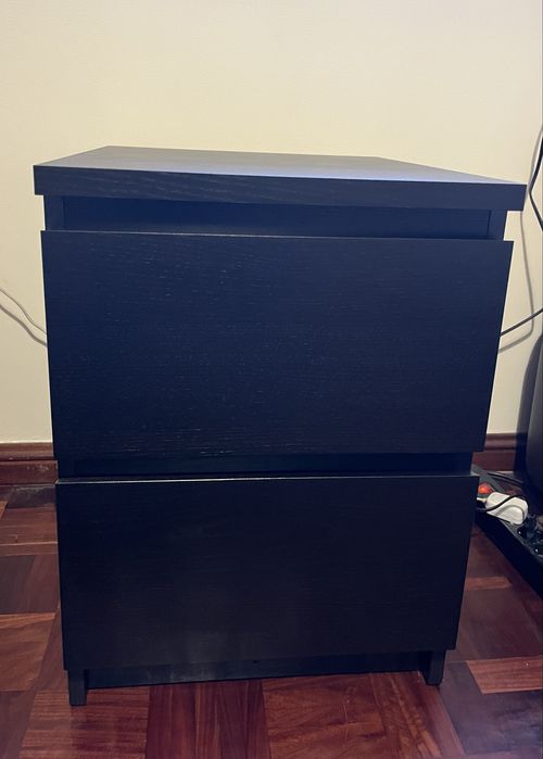 Mesa de cabeceira Ikea