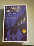 Livro- Oliver Twist de Charles Dickens