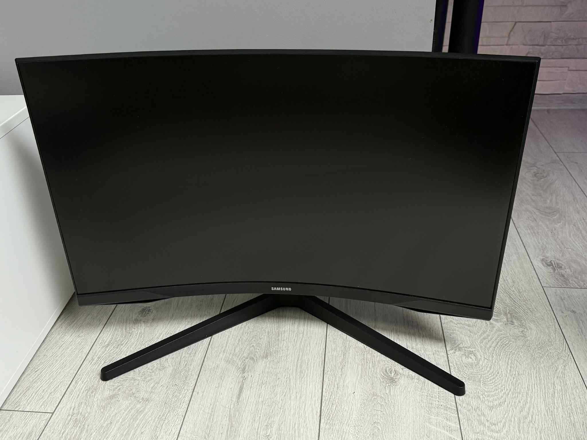 Monitor Samsung Odyssey G5 || 27" 165 Hz