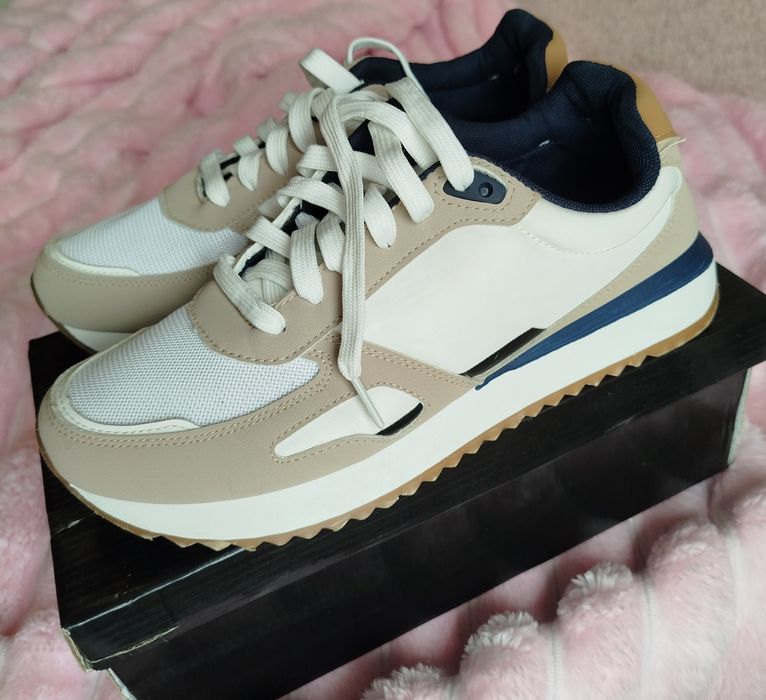 Кросівки чоловічі демісезонні р.42-43