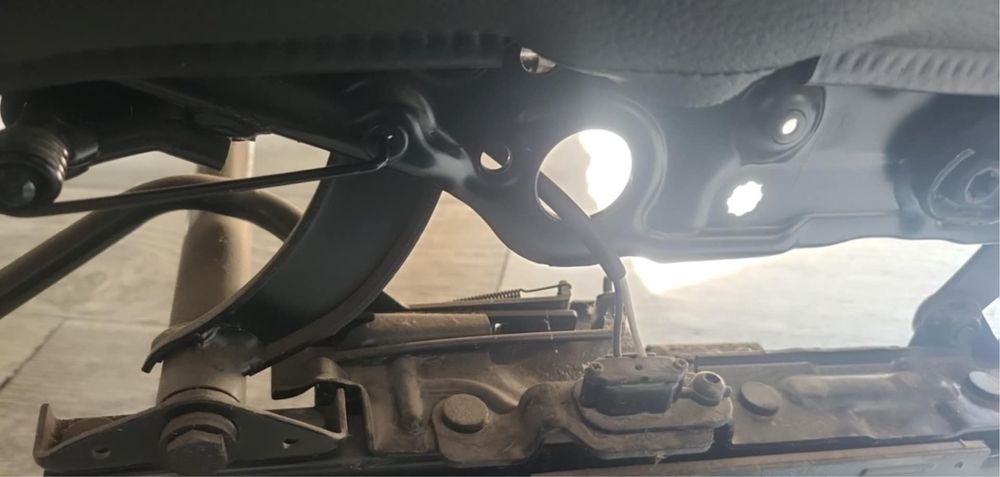 Saab 9-5 95 aero fotel kanapa wnetrze fotele skora fotel kierowcy