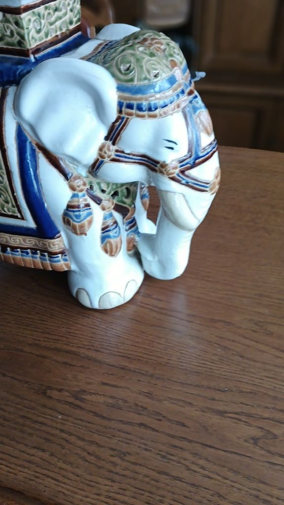 Słoń ceramiczny kwietnik