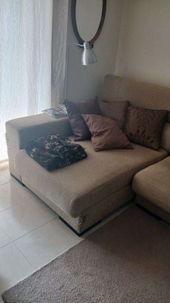 Sofa com chaise longe