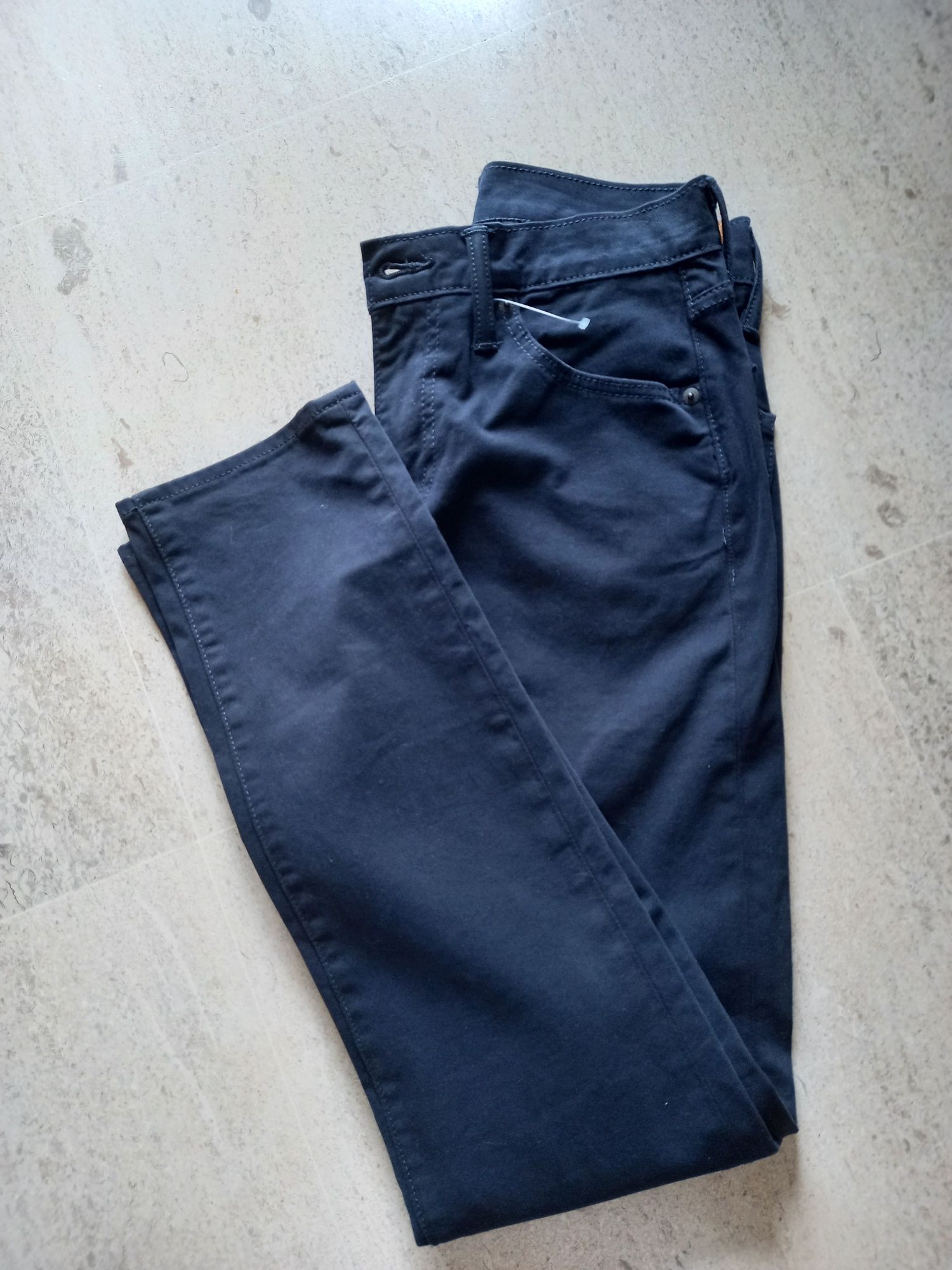 Levi's 511 W29 L32 azul escuro (novas)