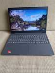 Lenovo V155-15API że Ram 12GB SSD 256GB HDMI Full HD 15,6"