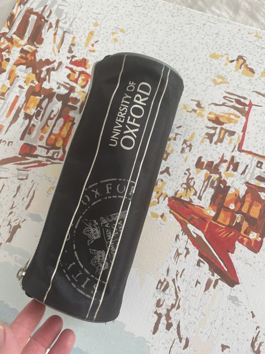 Nowy chłopięcy pojemny piórnik Oxford na zamek wygodny idealny świetny