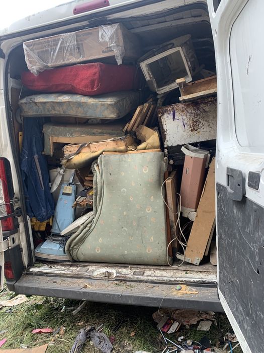 Transport wywóz smiecigruz meble utylizacja sprzatanie expres