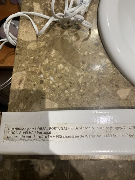Mini placa para alisar o cabelo . Marca Kerastase