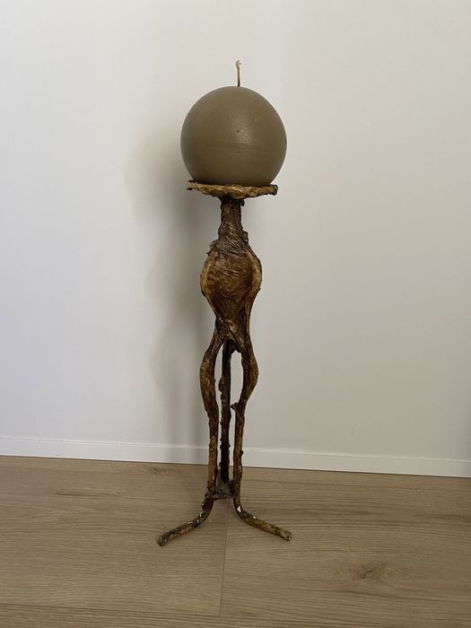 Peças artesanais decorativas