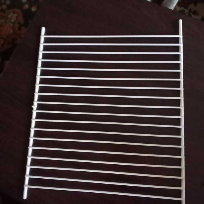 Полка   к холодильнику Stinol. соковыжималка