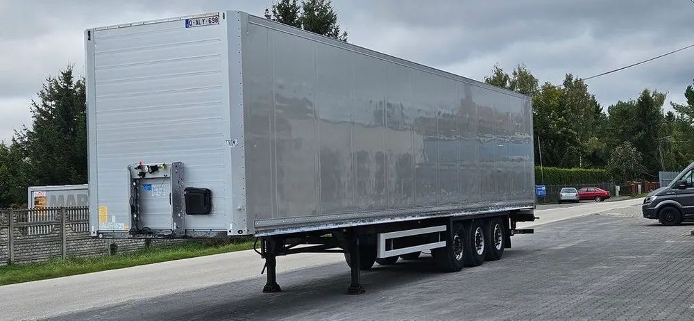 Schmitz Cargobull KONTENER / STANDARD / MOŻLIWOŚĆ ZAMONTOWANIA DRZWI  Sprowadzona