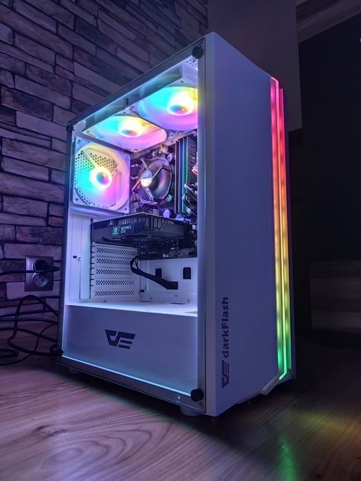 Komputer gamingowy super stan