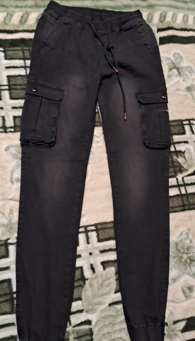 Джинсы подросток  новые