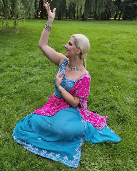 Strój Bollywood + dodatki